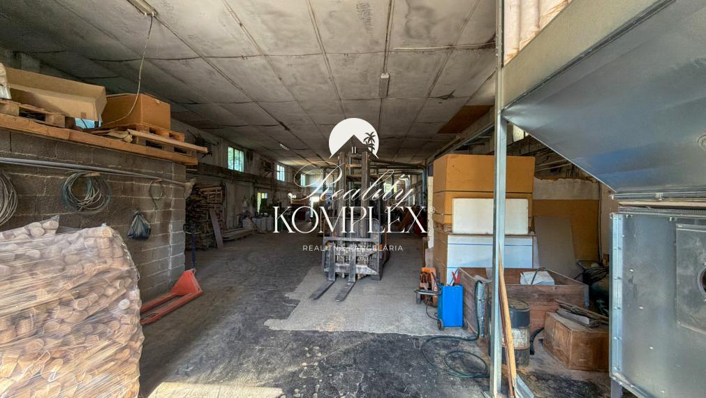 Reality KOMPLEX | NA PREDAJ Priemyslený areál v Dolnom Bare