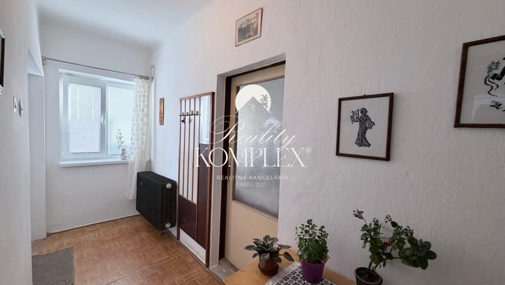 Reality KOMPLEX s.r.o Vám EXKLUZÍVNE ponúka na predaj rodinný dom v obci Čičov