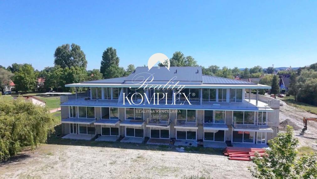 Reality KOMPLEX | Apartmán pri Balatone s parkovaním