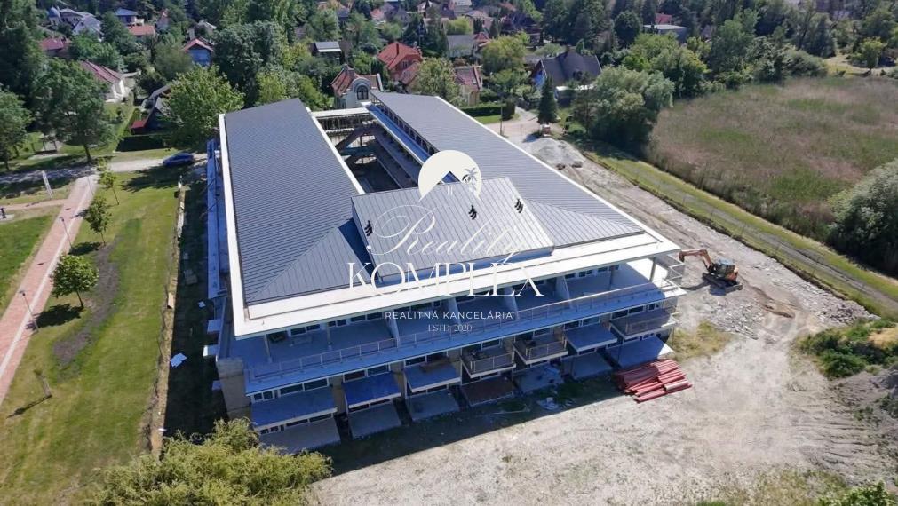Reality KOMPLEX | Apartmán pri Balatone s parkovaním