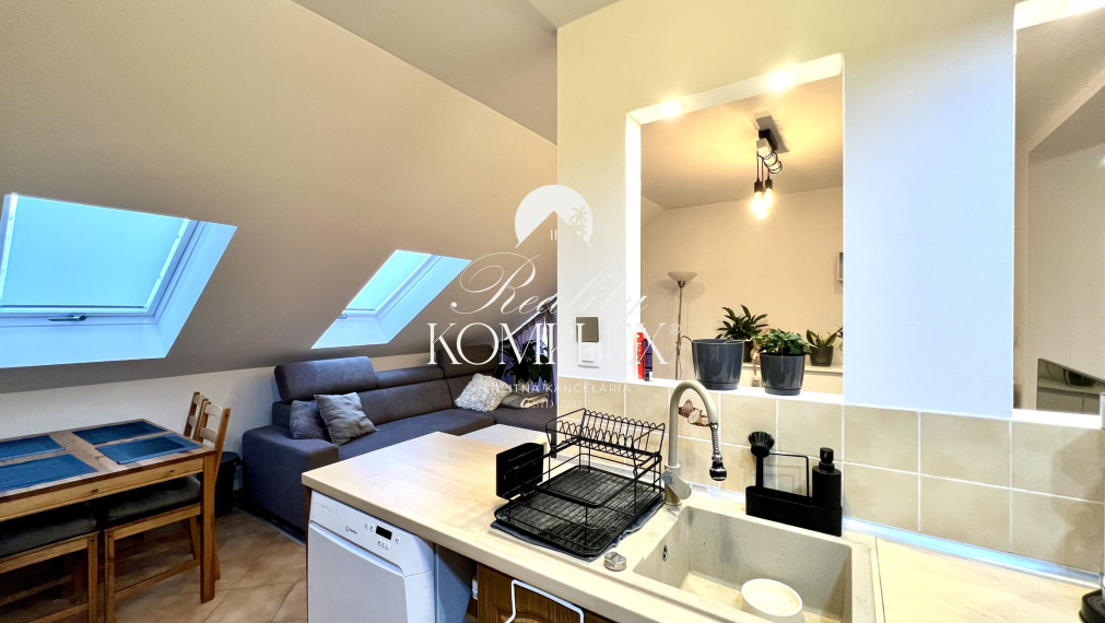 Reality KOMPLEX s.r.o. ponúka na PRENÁJOM veľkometrážny 3 izbový byt v Dunajskej Strede