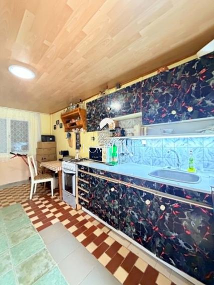 Reality Komplex ponúka na predaj 20 árový pozemok (orná pôda) so záhradou a malým domčekom – skvelá príležitosť!