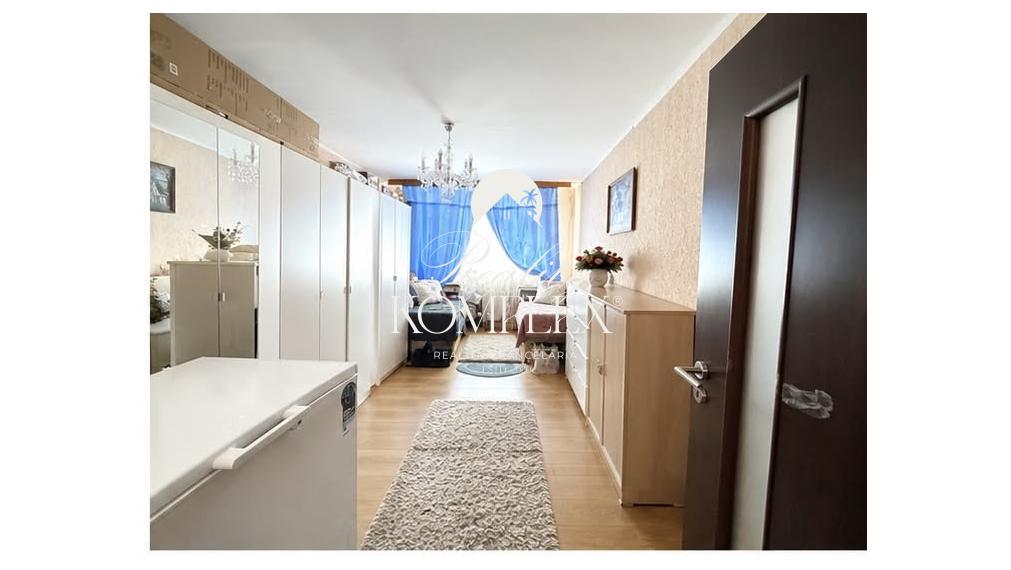 Reality Komplex Vám ponúka na predaj priestranný 3-izbový byt s výmerou 78,83 m² v Nových Zámkoch.