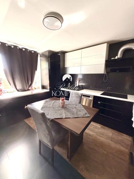 Reality KOMPLEX s.r.o., Vám ponúka na predaj 3-izbový rodinný dom v obci Okoč