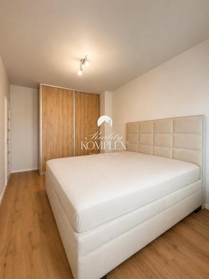 Reality Komplex s.r.o. Vám ponúka na predaj 2-izbový tehlový byt s výmerou 51 m² v Komárne.