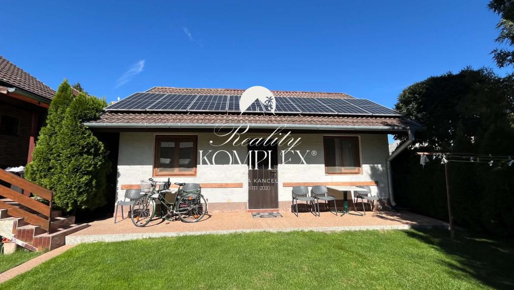 Reality KOMPLEX s.r.o ponúka Vám na predaj priestranný 5-izbový rodinný dom vo Veľkom Mederi