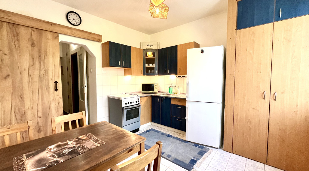 Reality KOMPLEX s.r.o. Vám ponúka na PRENÁJOM priestranný 1 izbový byt vo výbornej, kľudnej lokalite v Dunajskej Strede