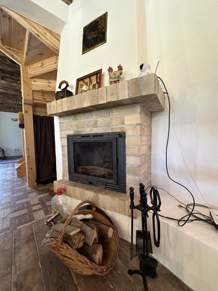 Reality KOMPLEX s.r.o., Vám ponúka na predaj rodinný dom v Komárne, časť Veľký Harčáš