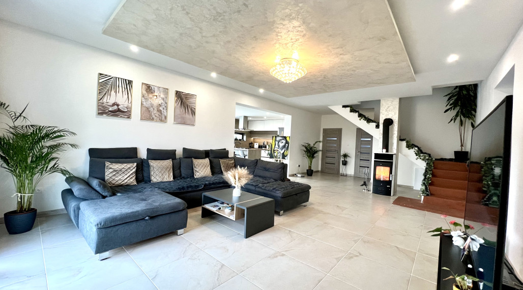 Reality KOMPLEX s.r.o. ponúka na PREDAJ kvalitnú 4 izbovú NOVOSTAVBU v obci Horné Mýto