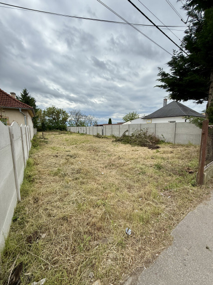 Reality KOMPLEX s.r.o. Vám EXKLUZÍVNE ponúka na predaj pozemok v obci Veľký Biel