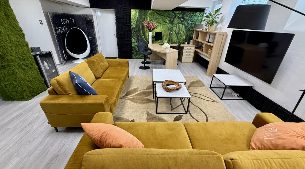 Reality KOMPLEX s.r.o. vám ponúka na PREDAJ plne zariadený priestor priamo v centre Komárna.