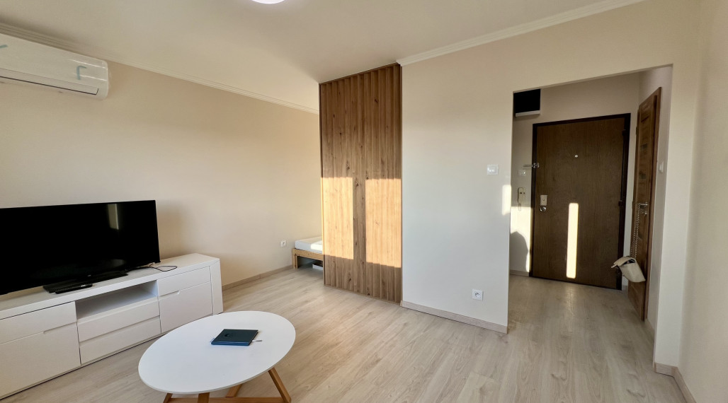 Reality KOMPLEX s.r.o. ponúka na PRENÁJOM krásny 1 izbový byt v centre Dunajskej Stredy!