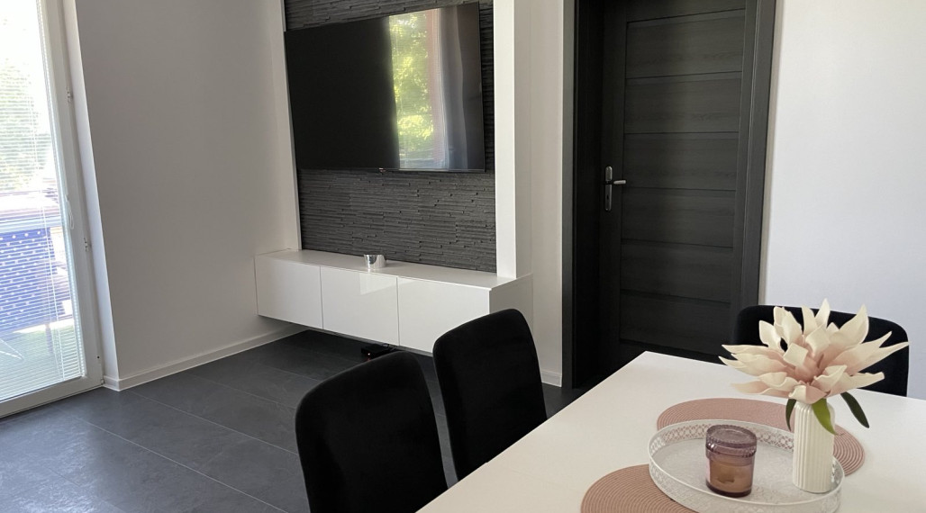 Reality KOMPLEX s.r.o. Vám ponúka EXKLUZÍVNE na predaj 2-izbový byt v Dunajskej Strede