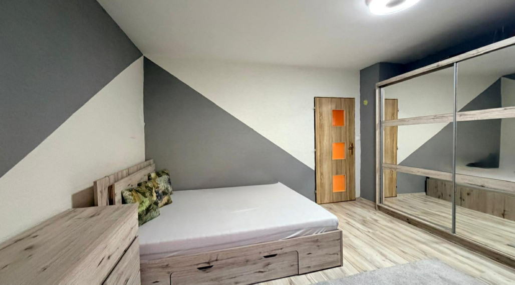 Reality KOMPLEX s.r.o. VámEXKLUZÍVNE ponúka na predaj rodinný dom v obci Zemianska Olča.