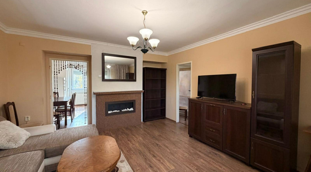 Reality KOMPLEX s.r.o. Vám ponúka na predaj 2-izbový byt nachádzajúci sa na ulici Budovateľskej v Komárne