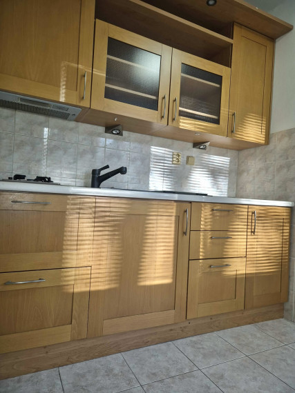 Reality KOMPLEX s.r.o., Vám ponúka na PREDAJ príjemný 1 izbový byt v obľúbenej lokalite Mesta Komárno.