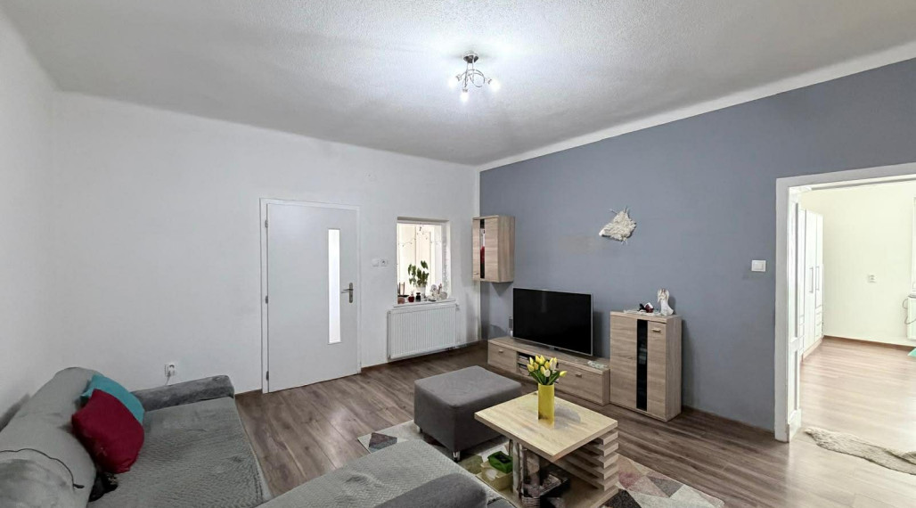 Reality KOMPLEX s.r.o Vám ponúka na predaj rodinný dom v obci Marcelová