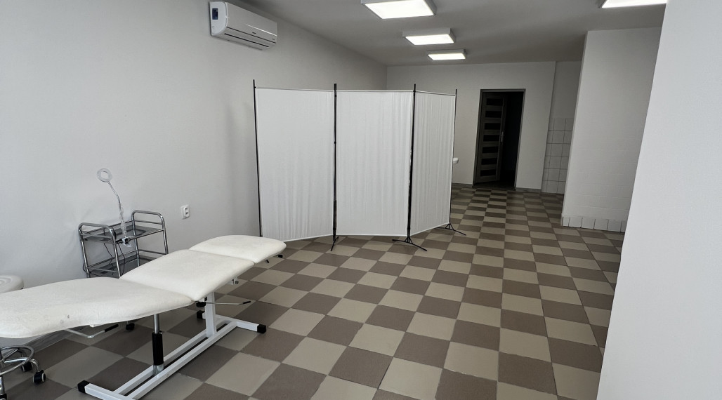 Reality KOMPLEX s.r.o. Vám ponúka do NÁJMU obchodný priestor na výbornom mieste v Marcelovej!!