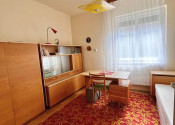 Reality KOMPLEX s.r.o. Vám ponúka na predaj 4-izbový rodinný dom v obci Trhová Hradská - fotografia 17