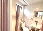 Reality KOMPLEX s.r.o. Vám ponúka na PREDAJ úžasnú dvojpodlažnú rekreačnú chatu pri Virtskom jazere - fotografia 16