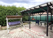 Reality KOMPLEX s.r.o. Vám ponúka na predaj priestranný zrekonštruovaný rodinný dom v Komárne s pozemkom vo vyhľadávanej lokalite !!! - fotografia 14