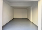Reality KOMPLEX s.r.o., Vám ponúka kompletne zrekonštruovaný luxusný, kompletne zariadený 2-izbový byt s garážou v centre mesta Komárna !!! - fotografia 11
