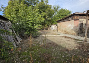 Reality KOMPLEX s.r.o. ponúka Vám na predaj 3-izbový rodinný dom v obci Medveďov - fotografia 16