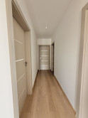 Reality KOMPLEX s.r.o., Vám ponúka na predaj modernú novostavbu 4-izbového rodinného domu s garážou - fotografia 13
