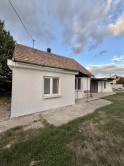 Exkluzívne iba u nás Vám Reality komplex s.r.o., ponúka na predaj rodinný dom v obci Kameničná za atraktívnu cenu ! - fotografia 1