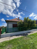 Reality KOMPLEX s.r.o. Vám ponúka na predaj 4-izbový rodinný dom v obci Trhová Hradská - fotografia 1
