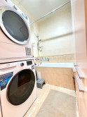 IBA U NÁS !!! Reality KOMPLEX s.r.o. Vám ponúka na PREDAJ tento nádherný, kompletne zrekonštruovaný trojizbový byt s logiou v Komárne !!! - fotografia 10