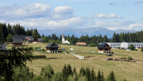 Reality KOMPLEX s.r.o. ponúka na PREDAJ exkluzívnu horskú drevenicu s panoramatickým výhľadom. - fotografia 3