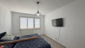 Reality KOMPLEX s.r.o Vám EXKLUZÍVNE ponúka na predaj 3 izbový byt v Komárne - fotografia 3