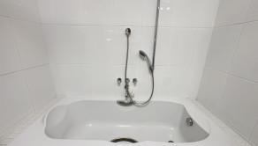 Reality KOMPLEX s.r.o. Vám ponúka na predaj LUXUSNÝ 2 izbový byt v absolútnom centre mesta Komárno na Nádvorí Európy !!! - fotografia 11