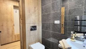 Reality KOMPLEX s.r.o. ponúka na PRENÁJOM luxusný 2 izbový byt v Komárne! - fotografia 7