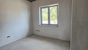 Reality KOMPLEX s.r.o. Vám ponúka na predaj moderný 4-izbový rodinný dom s dvomi bytovými jednotkami - fotografia 9