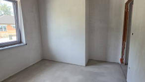 Reality KOMPLEX s.r.o. Vám ponúka na predaj moderný 4-izbový rodinný dom s dvomi bytovými jednotkami - fotografia 8