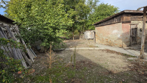 Reality KOMPLEX s.r.o. ponúka Vám na predaj 3-izbový rodinný dom v obci Medveďov - fotografia 16