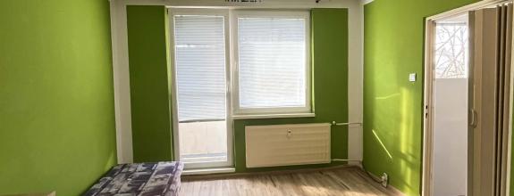 Reality Komplex ponúka exkluzívne na predaj 1-izbový byt s balkónom o výmere 32 m²