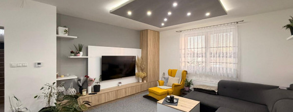 Reality KOMPLEX s.r.o. Vám EXKLUZÍVNE ponúka rodinný dom v Zemianskej Olči