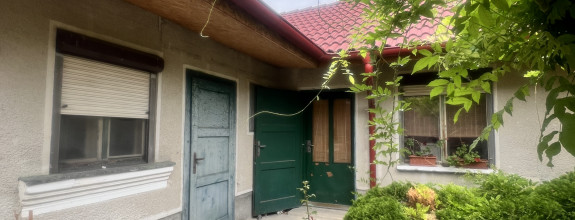 Pekný rodinný dom len pár krokov od štrkovo-piesočnatej pláže Dunaja na PREDAJ v Kravanoch nad Dunajom