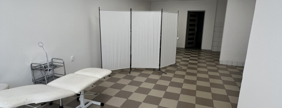 Reality KOMPLEX s.r.o. Vám ponúka do NÁJMU obchodný priestor na výbornom mieste v Marcelovej!!