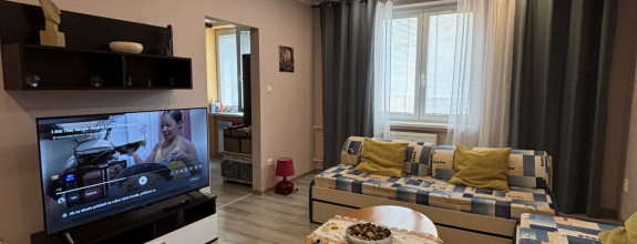 Exkluzívne iba u nás Vám Reality KOMPLEX s.r.o. ponúka na prenájom útulný, úplne rekonštruovaný  2  izbový byt na Železničnej ulici.