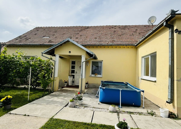 Reality KOMPLEX s.r.o., Vám ponúka na predaj rodinný dom v obci Brestovec