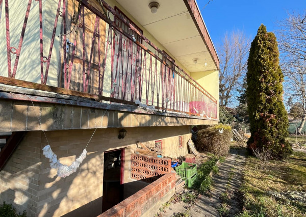 Reality KOMPLEX s.r.o., Vám ponúka 8 árovú záhradu v Novej Stráži