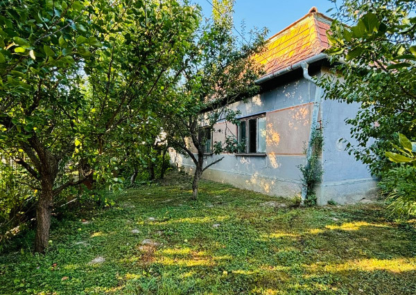 Reality KOMPLEX s.r.o. Vám ponúka exkluzívne na predaj 3-izbový rodinný dom v dobrej lokalite