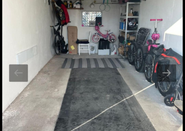 Reality KOMPLEX s.r.o. ponúka na PREDAJ  zrekonštruovanú garáž vo výbornej lokalite  v Dunajskej Strede