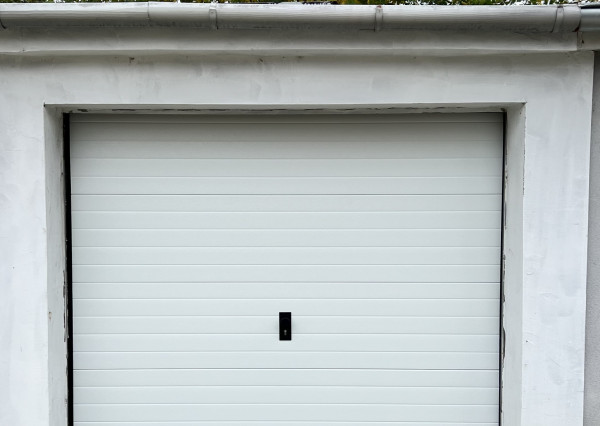 Reality KOMPLEX s.r.o. Vám ponúka na PRENÁJOM zrekonštruovanú garáž v Dunajskej Strede