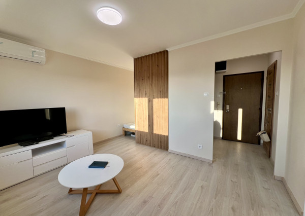 Reality KOMPLEX s.r.o. ponúka na PRENÁJOM krásny 1 izbový byt v centre Dunajskej Stredy!