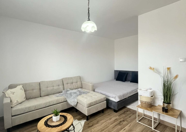 Reality KOMPLEX s.r.o., Vám ponúka 1 izbový byt  mesta Komárno